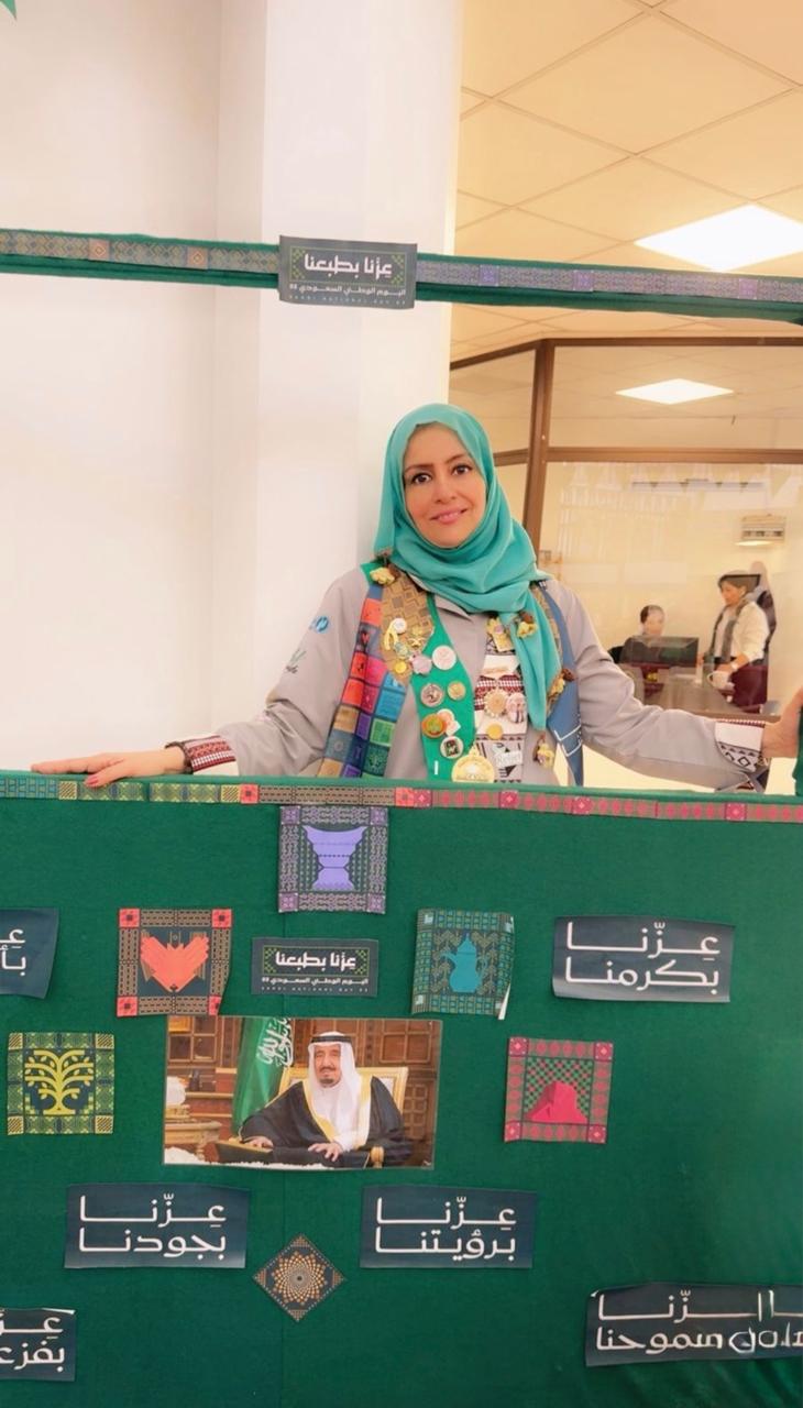 مشاركة اعضاء النادي باليوم الوطني مع طلبة مدرسة Eastwood و تعريف الطلبه داخل المدرسه بأهمية… media 2