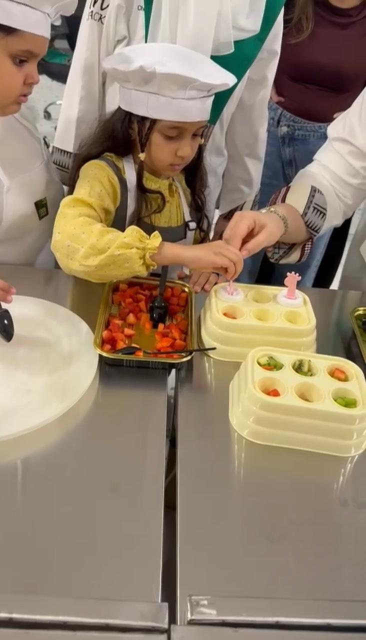 الاحتفال بيوم الشيف العالمي و تدشين مطبخ معهد عكاظ الذي قمنا بتجهيزه بتاريخ ٢٠٢٥/١٠/٢٠ م media 27