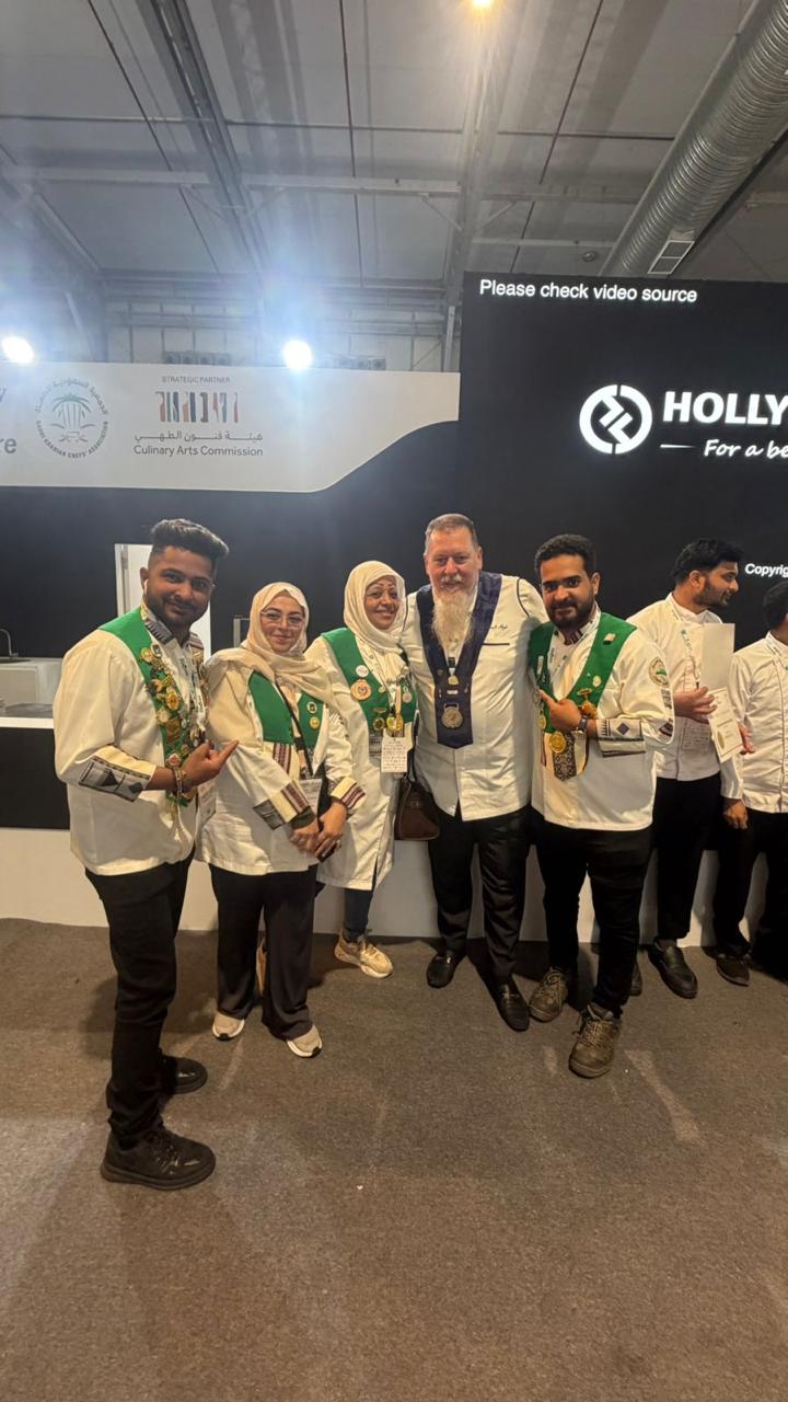 مشاركة بعض من اعضاء النادي بمسابقة المقامه بمعرض هوريكا بالرياض بتاريخ ٢٠٢٥/١٢/١٥ و لمدة ثلا… media 5